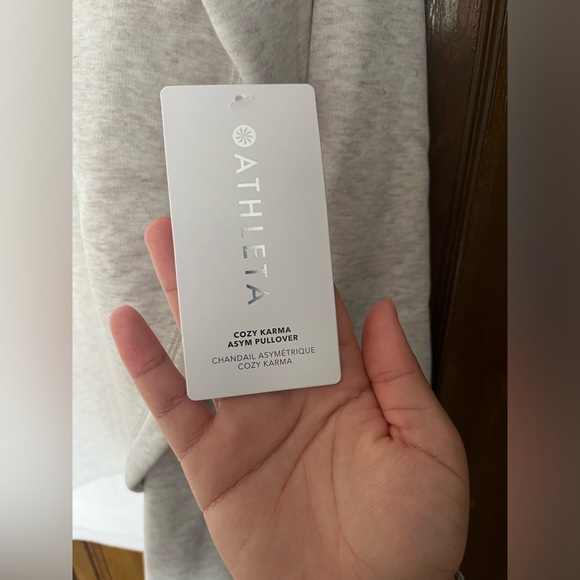 NEW! Athleta Cozy Karma Asym Pullover in “Toasted Brown Heather”looks white/tan. - Picture 8 of 9